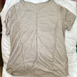 Women's Abstract V-Neck Short Sleeve Pullover Top Shirt Beige/Gray Size M